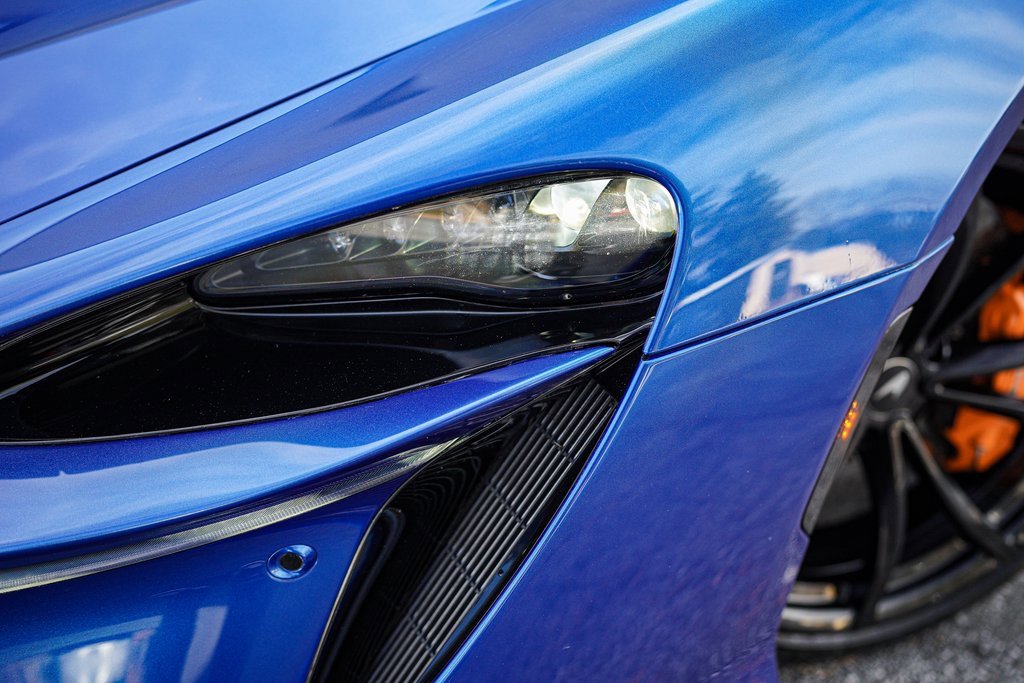 Used 2023 McLaren Artura image 4