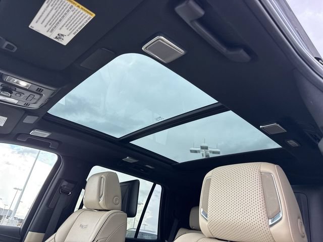 Used 2021 Cadillac Escalade Premium Luxury w/ Driver Assist Tech Package AWD/4WD image 22