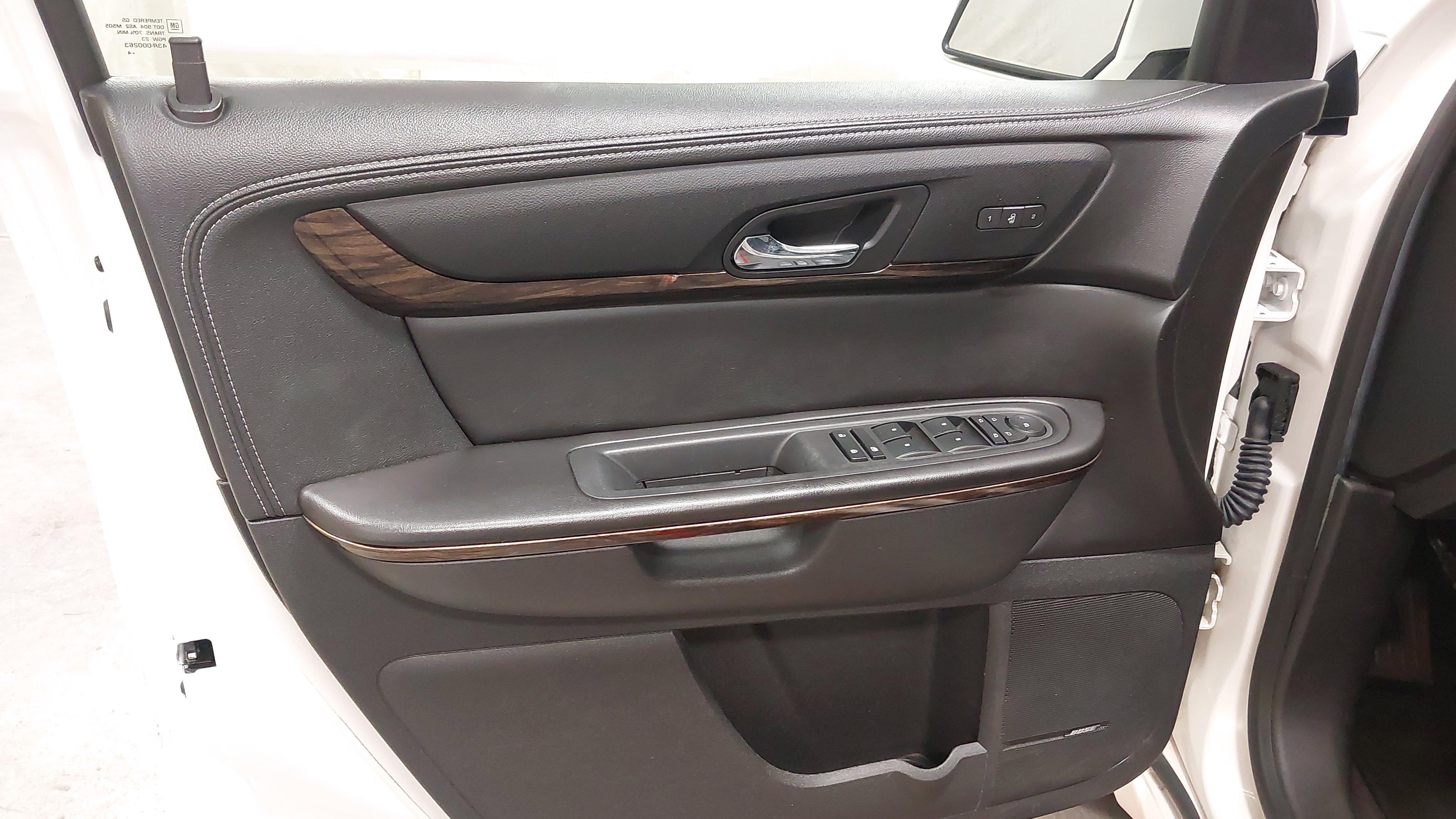 Used 2015 GMC Acadia Denali AWD/4WD image 24