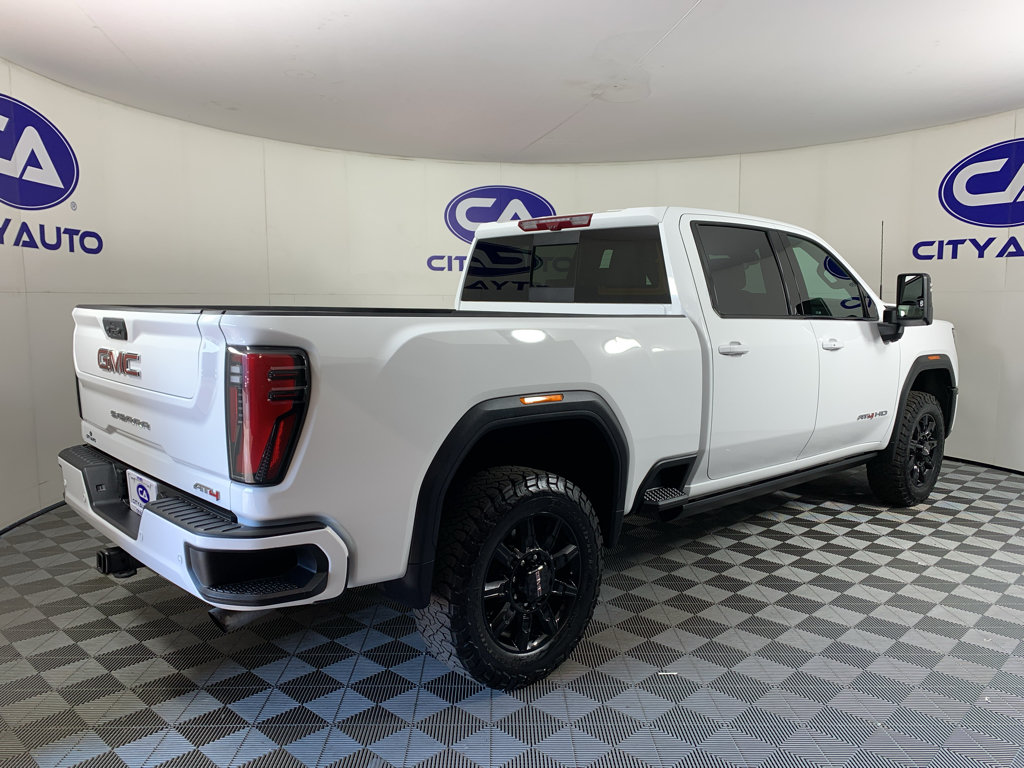 Used 2025 GMC Sierra 2500 AT4 w/ AT4 Premium Plus Package AWD/4WD image 3