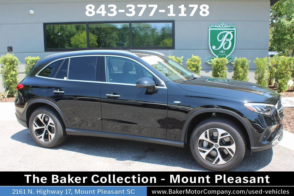 Used 2025 Mercedes-Benz GLC 350e image 2