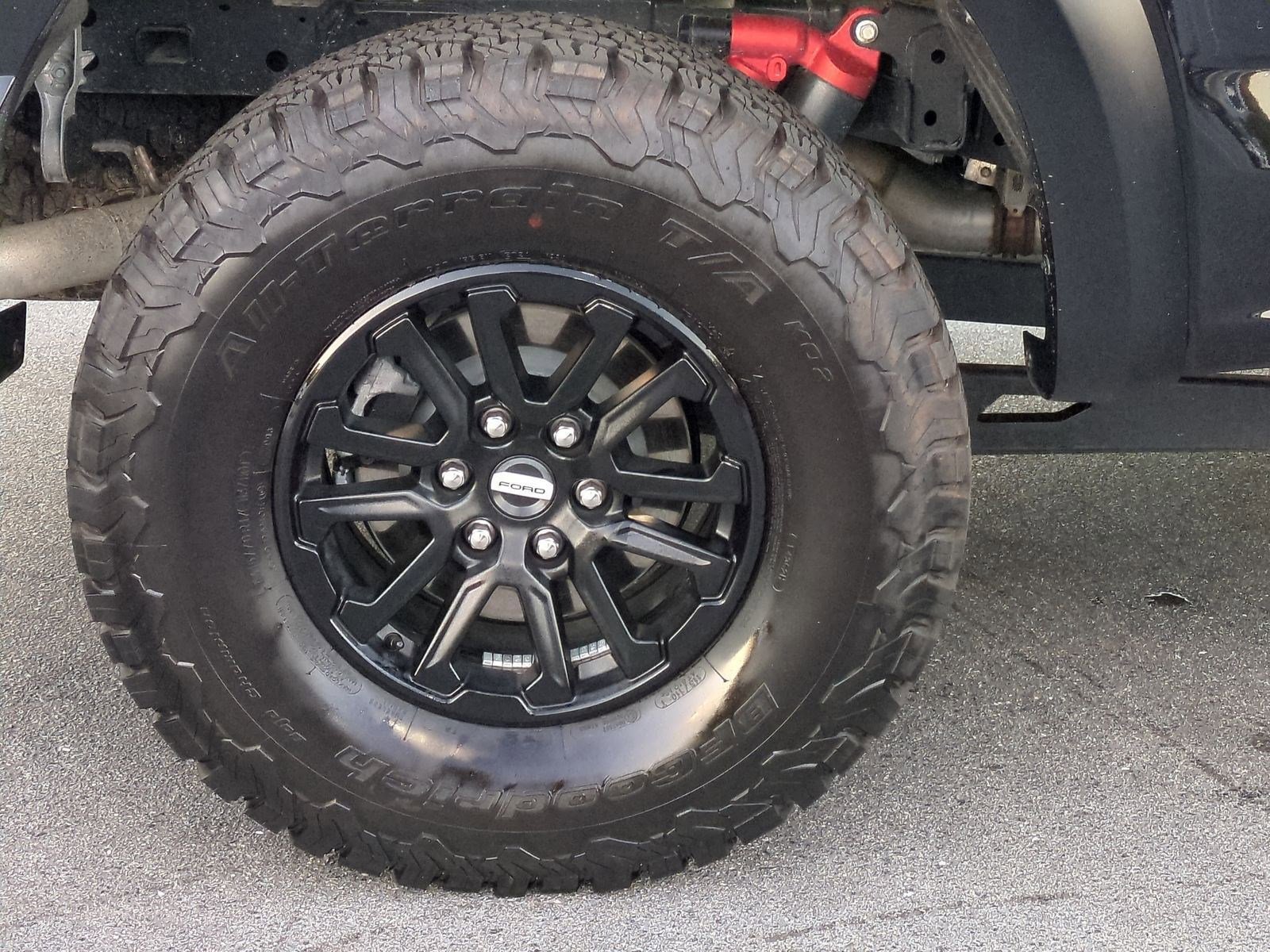 Used 2025 Ford F150 Raptor image 13