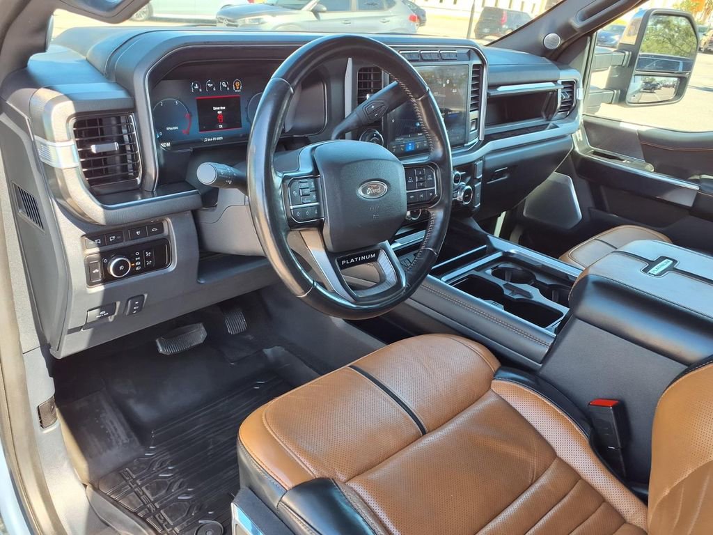 Used 2023 Ford F250 Platinum AWD/4WD image 24