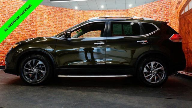 Used 2016 Nissan Rogue SL w/ SL Premium Package image 4