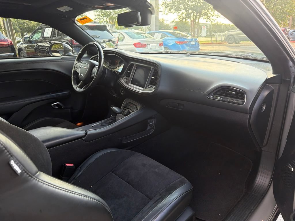 Used 2023 Dodge Challenger R/T w/ Plus Package RWD image 23