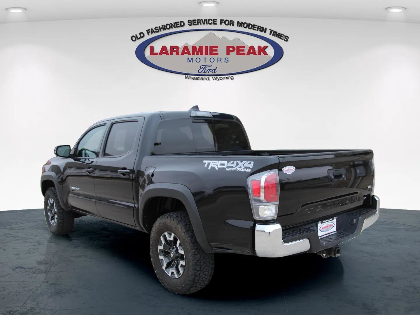 Used 2022 Toyota Tacoma TRD Off-Road image 9