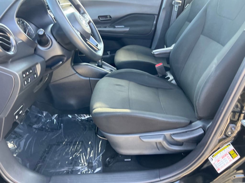Used 2024 Nissan Kicks S FWD image 20