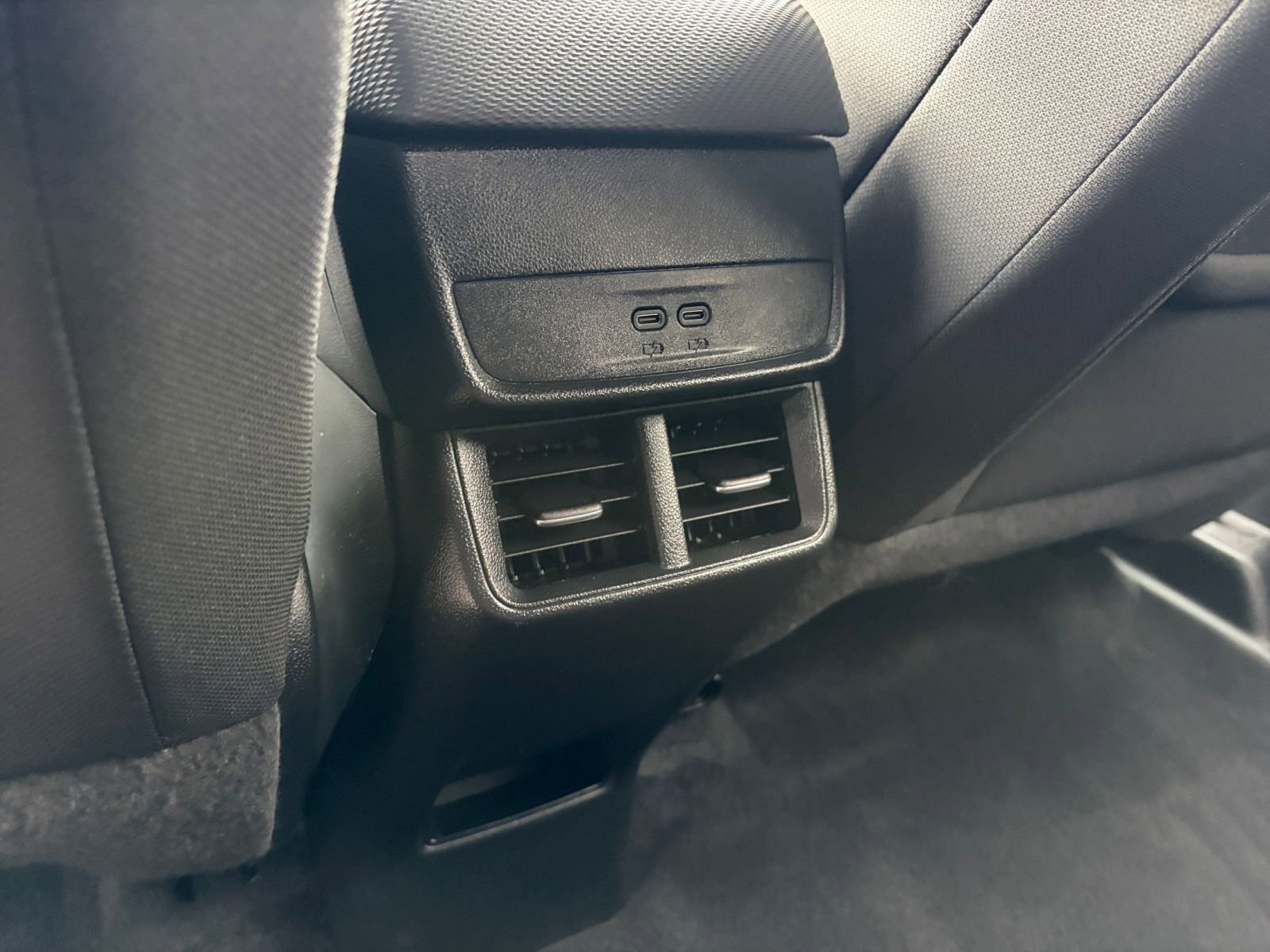 Used 2025 Chevrolet Equinox LT FWD image 22
