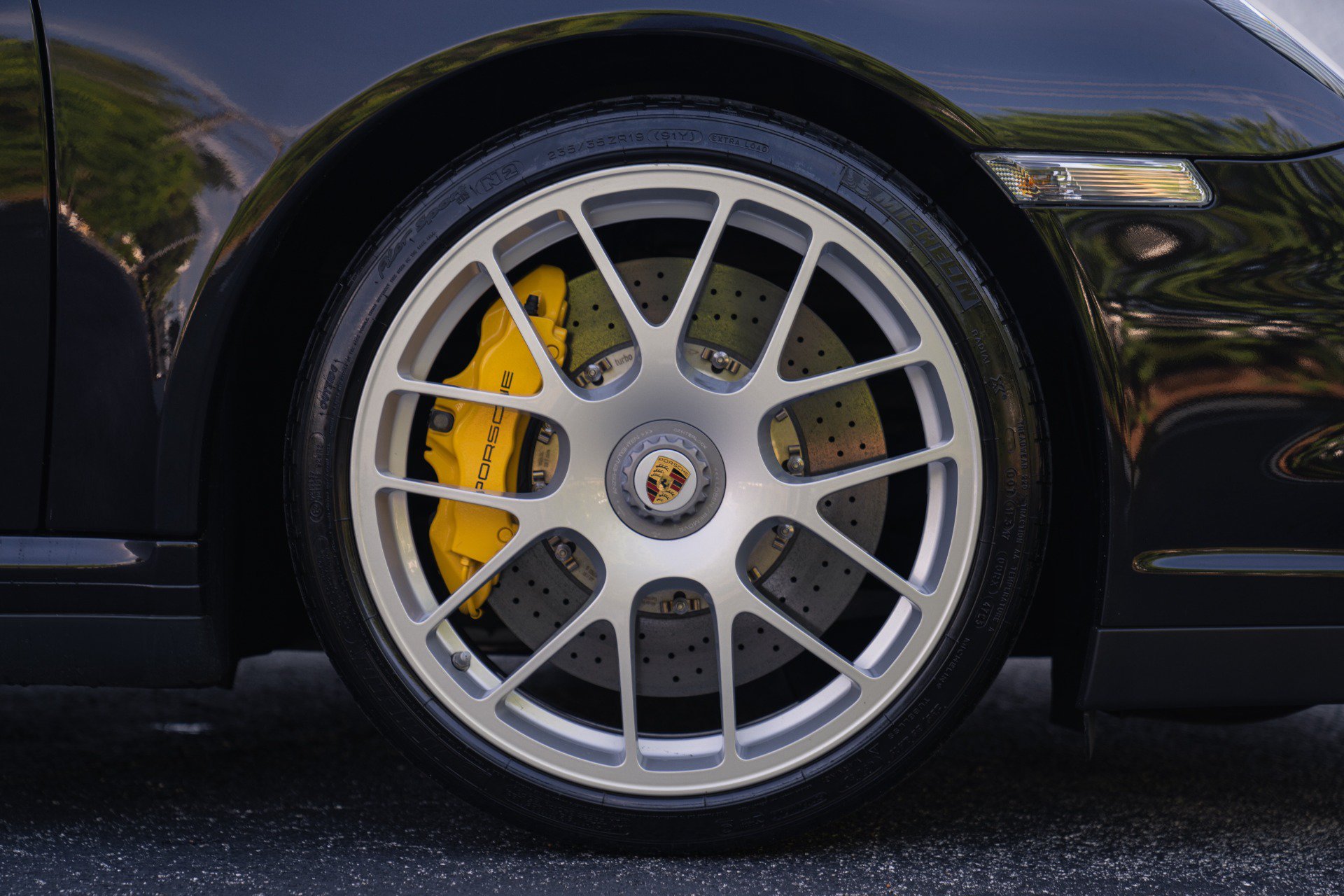 Used 2012 Porsche 911 4 Coupe AWD/4WD image 12