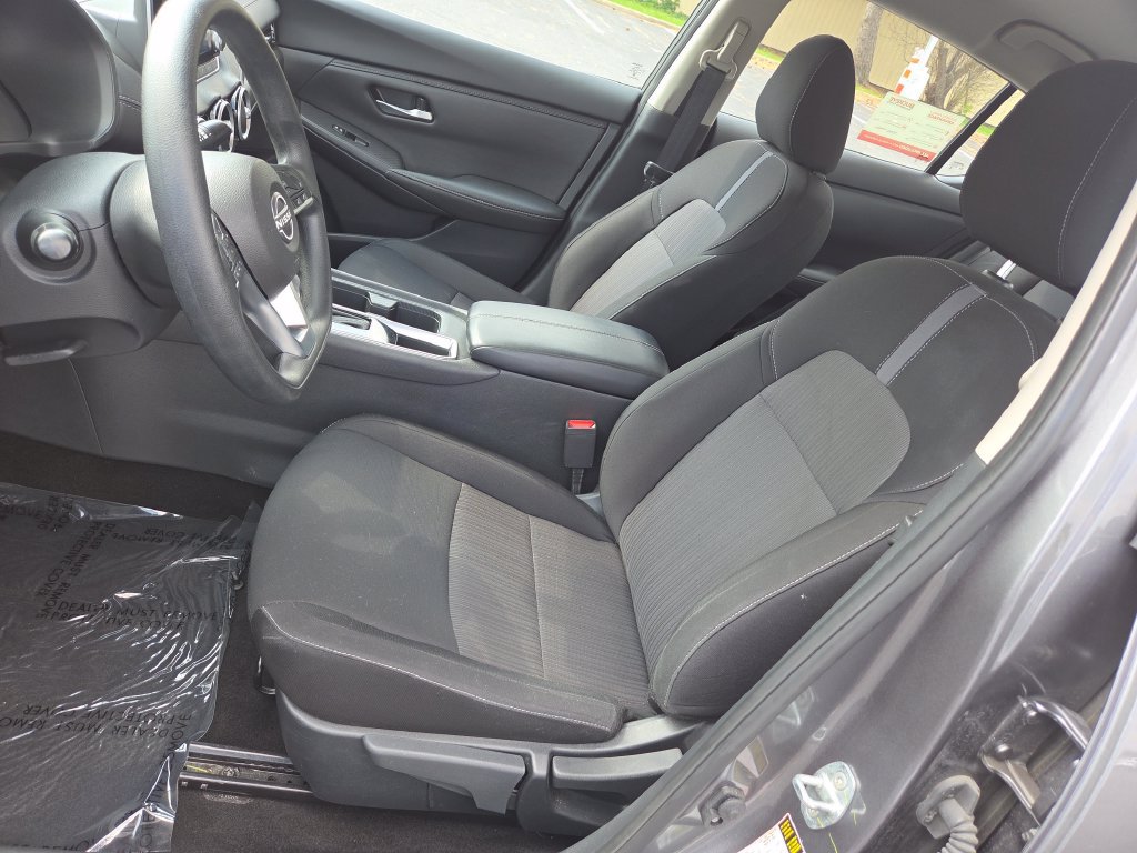 Certified 2025 Nissan Sentra SV FWD image 29