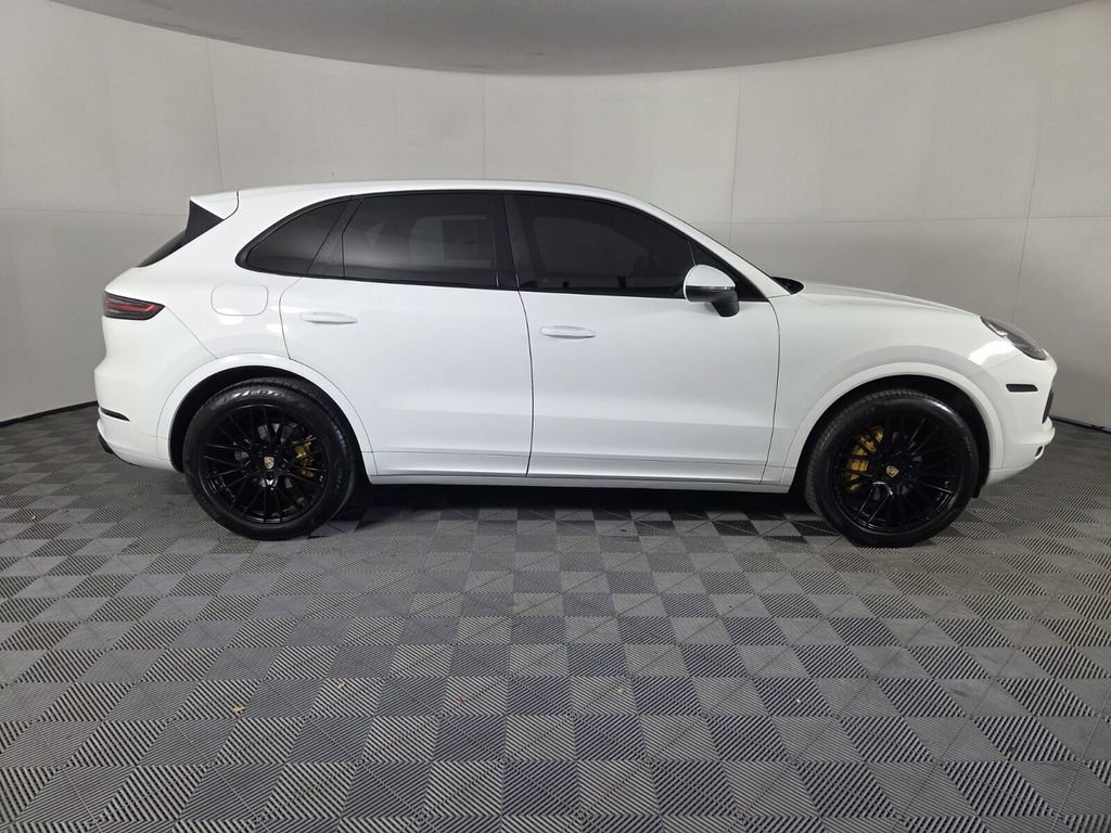 Used 2019 Porsche Cayenne AWD/4WD image 4