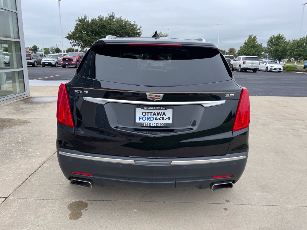 Used 2019 Cadillac XT5 Luxury FWD image 6