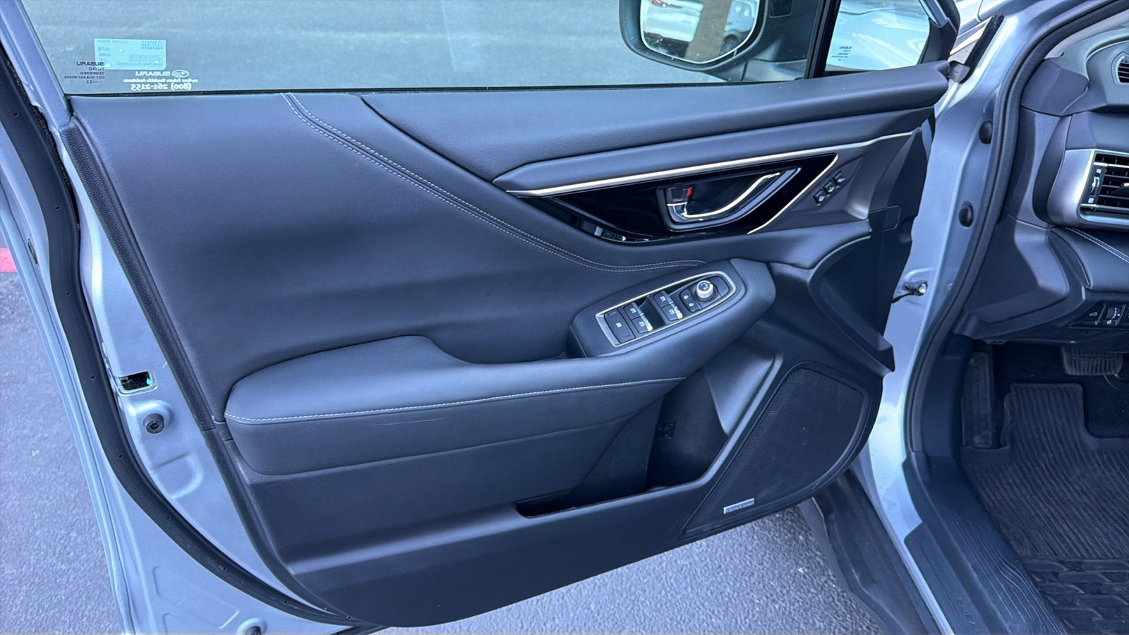 Used 2022 Subaru Outback Limited w/ Popular Package #2 image 10