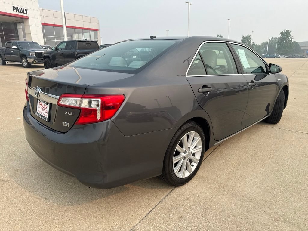 Used 2012 Toyota Camry XLE w/ Leather Pkg FWD image 3