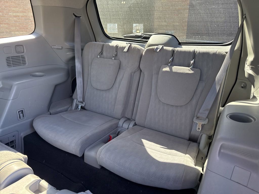 Used 2012 Toyota Highlander SE w/ Tow Pkg image 10