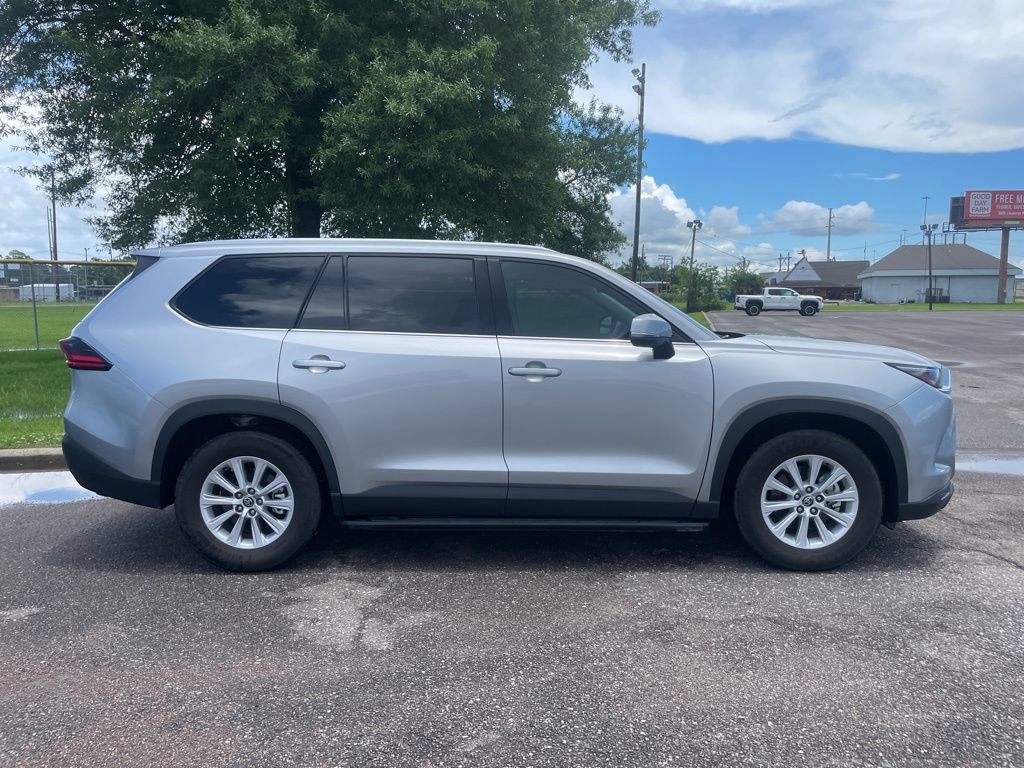 Used 2026 Toyota Grand Highlander AWD image 9