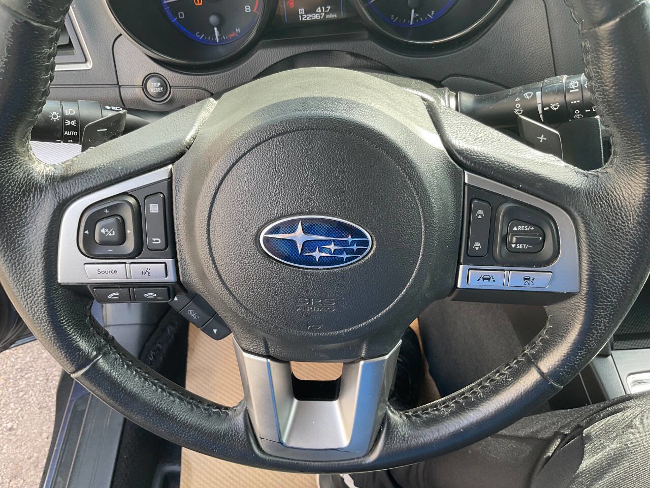 Used 2017 Subaru Outback 2.5i Premium image 23