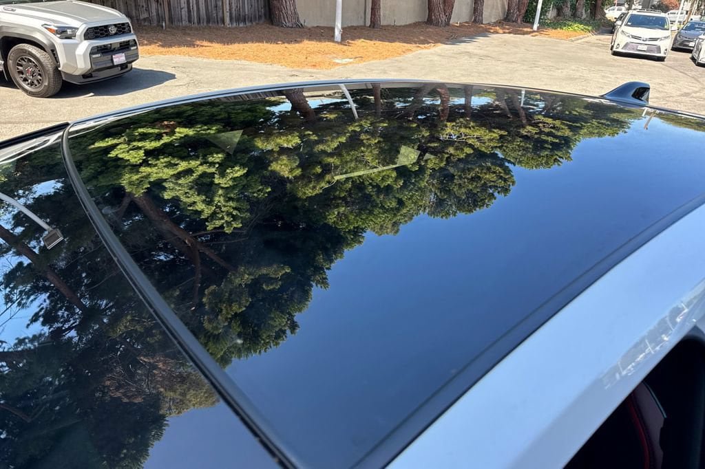 New 2026 Toyota Prius Plug-In Hybrid FWD image 23