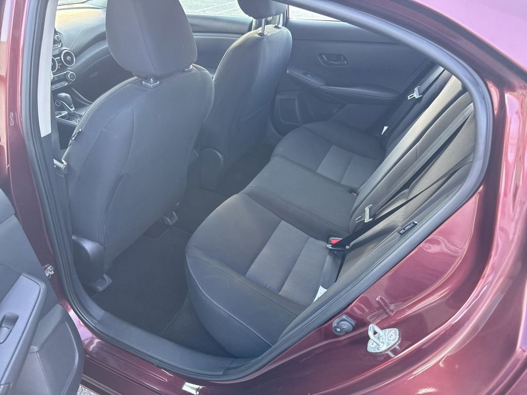 Used 2024 Nissan Sentra SV FWD image 11
