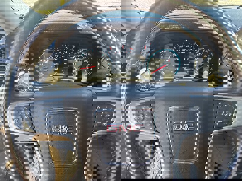 Used 2017 GMC Yukon SLT w/ Open Road Package image 41