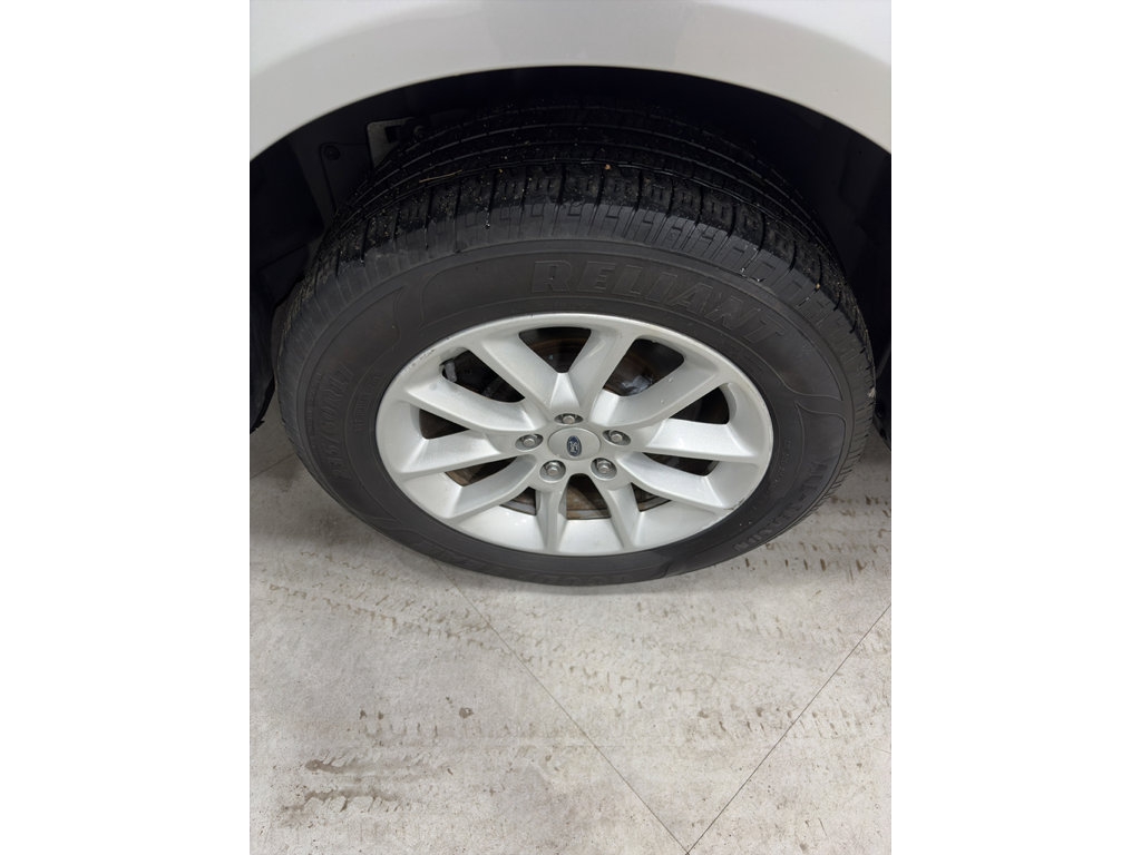 Used 2018 Ford Flex SE FWD image 10