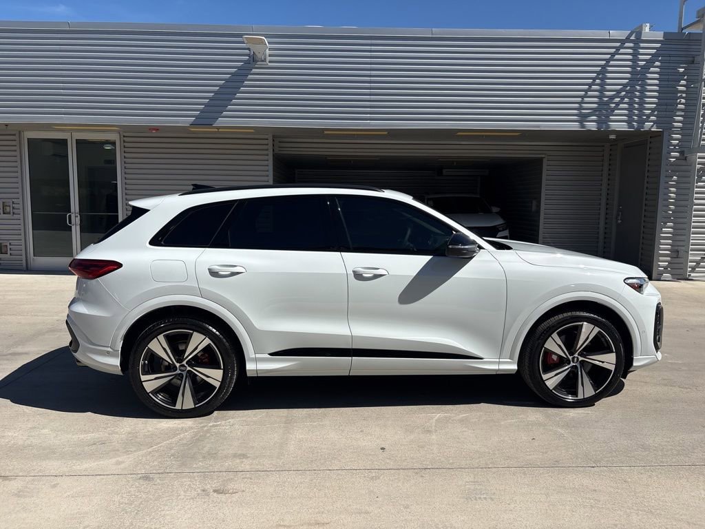 New 2025 Audi SQ5 Premium Plus image 6