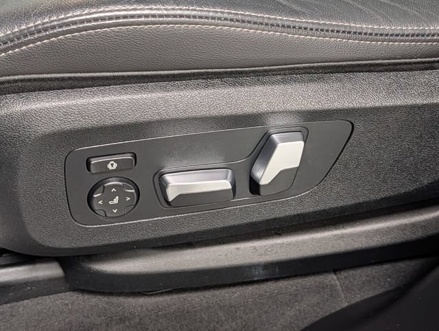 Used 2019 BMW X5 xDrive40i w/ Convenience Package AWD/4WD image 12