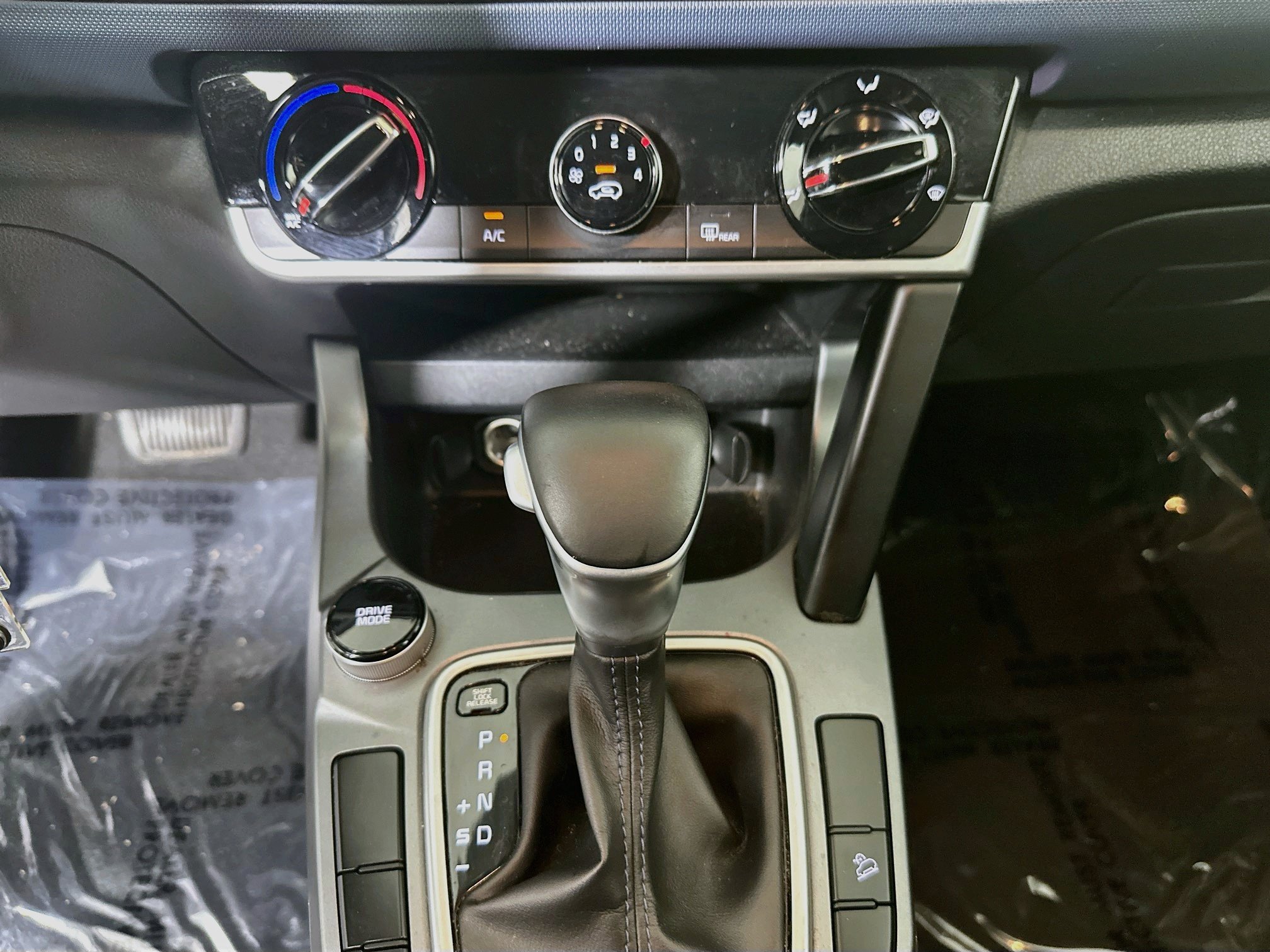 Used 2021 Kia Seltos S FWD image 22