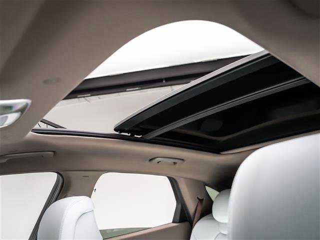 New 2026 Genesis GV70 2.5T Advanced image 17