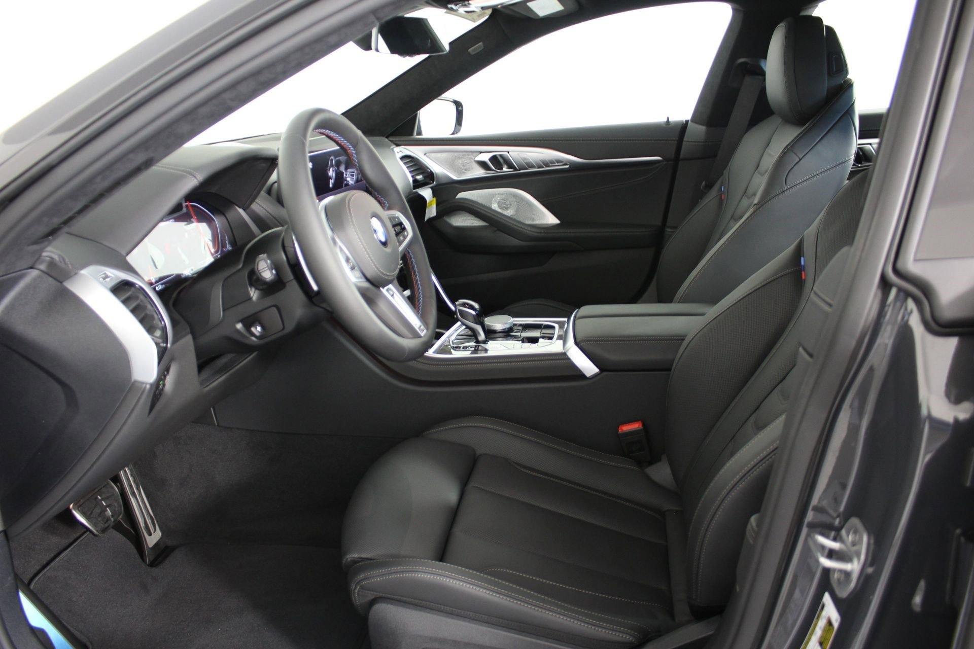 Used 2026 BMW M850i xDrive M850i image 23