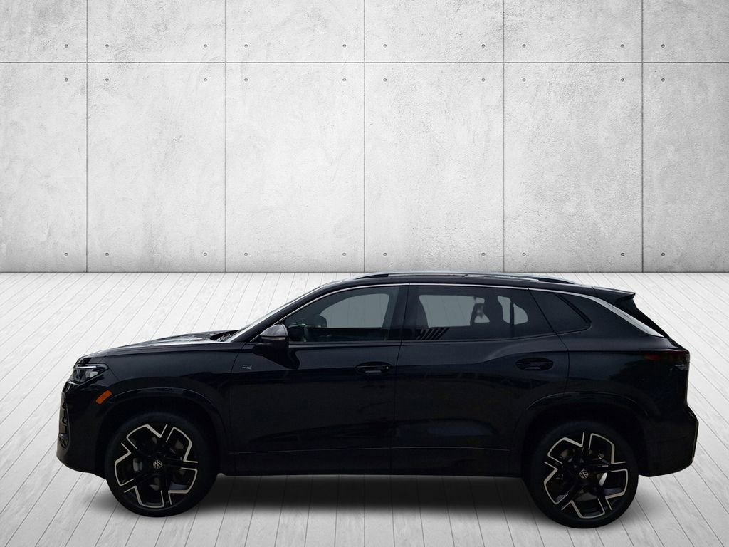 New 2026 Volkswagen Tiguan SEL R-Line image 2