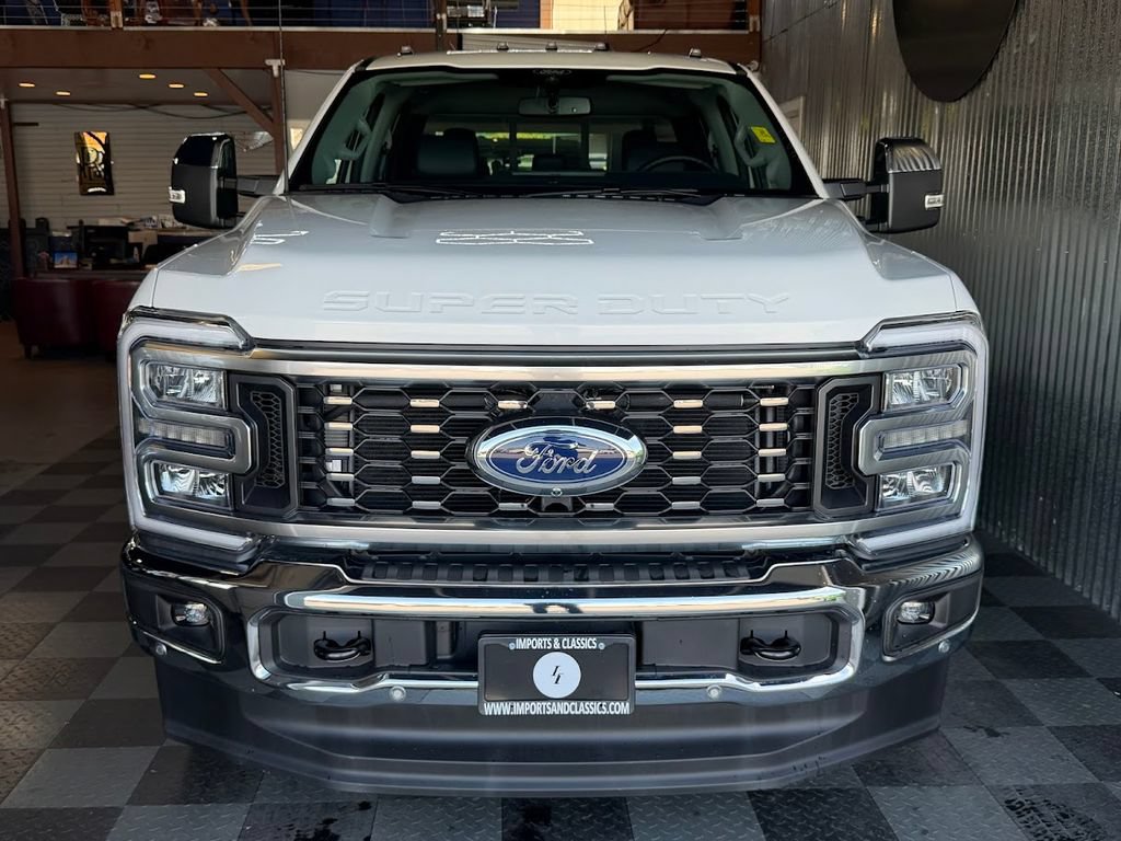 Used 2026 Ford F350 Lariat w/ Lariat Premium Package AWD/4WD image 5