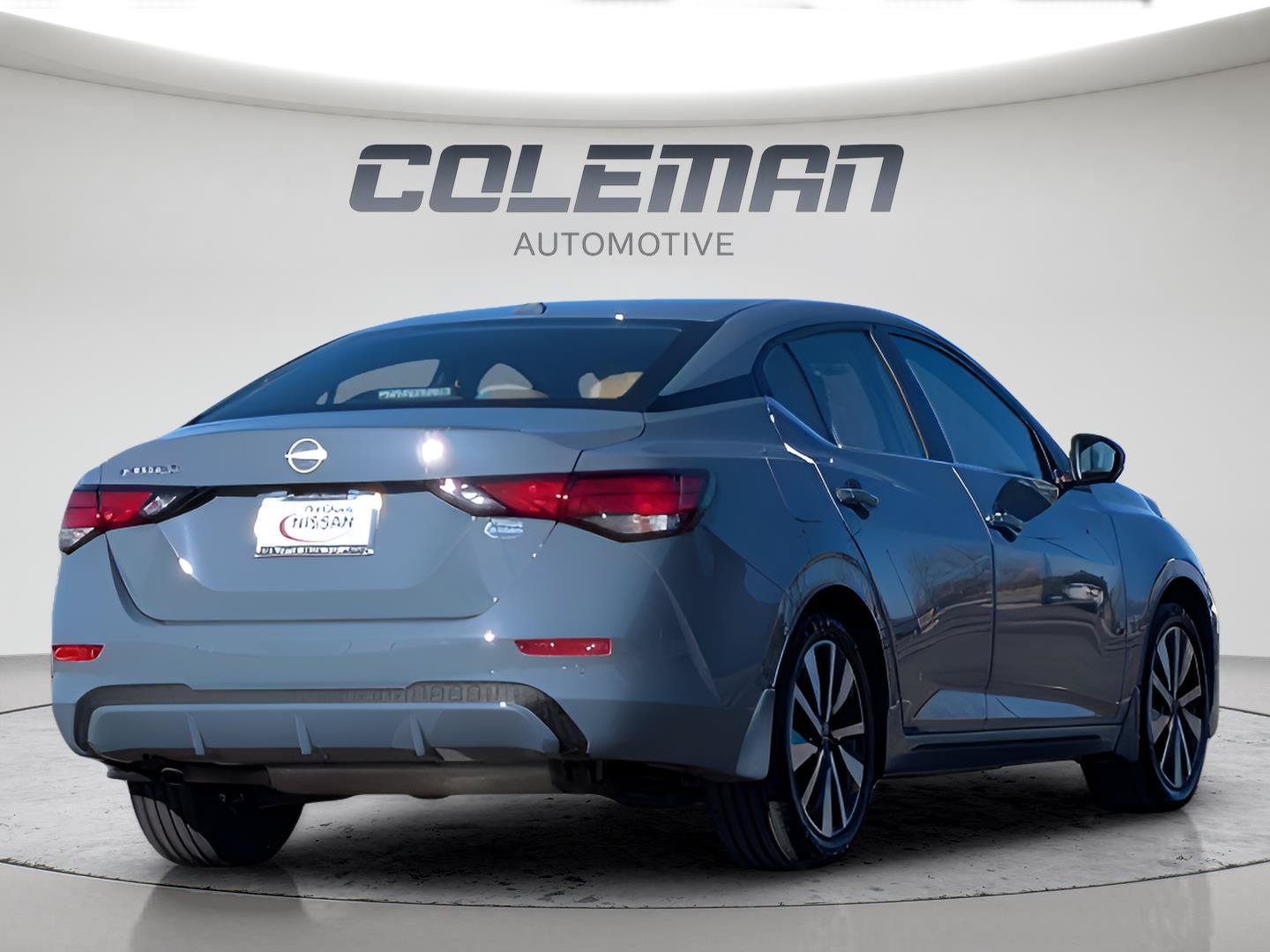 Certified 2025 Nissan Sentra SV w/ SV Premium Package FWD image 5