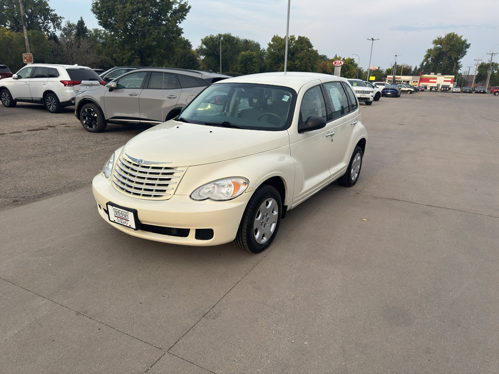 Used 2007 Chrysler PT Cruiser image 2