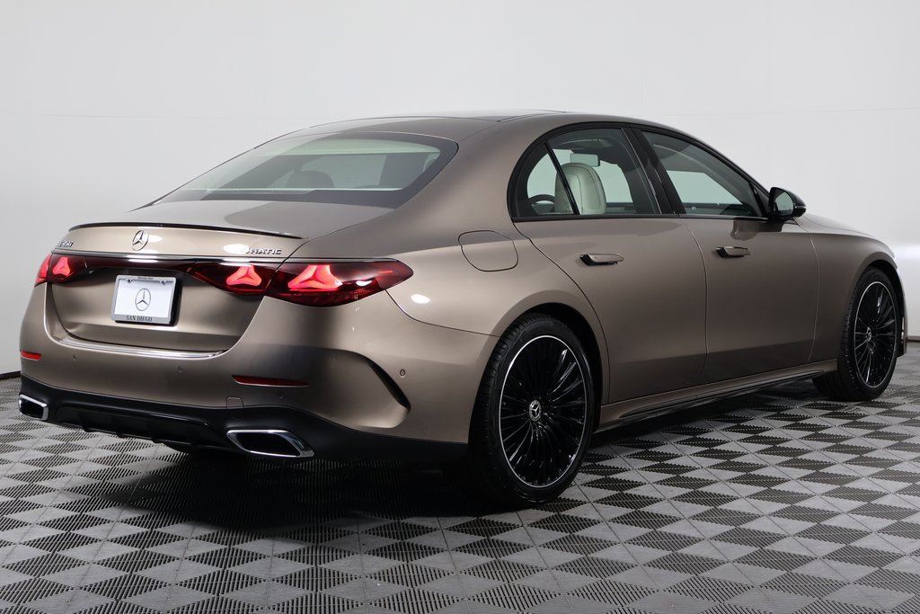New 2027 Mercedes-Benz E 450 4MATIC Sedan image 2
