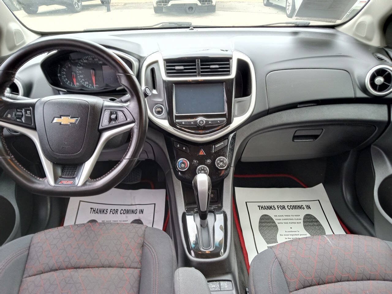 Used 2017 Chevrolet Sonic LT w/ Convenience Package FWD image 9