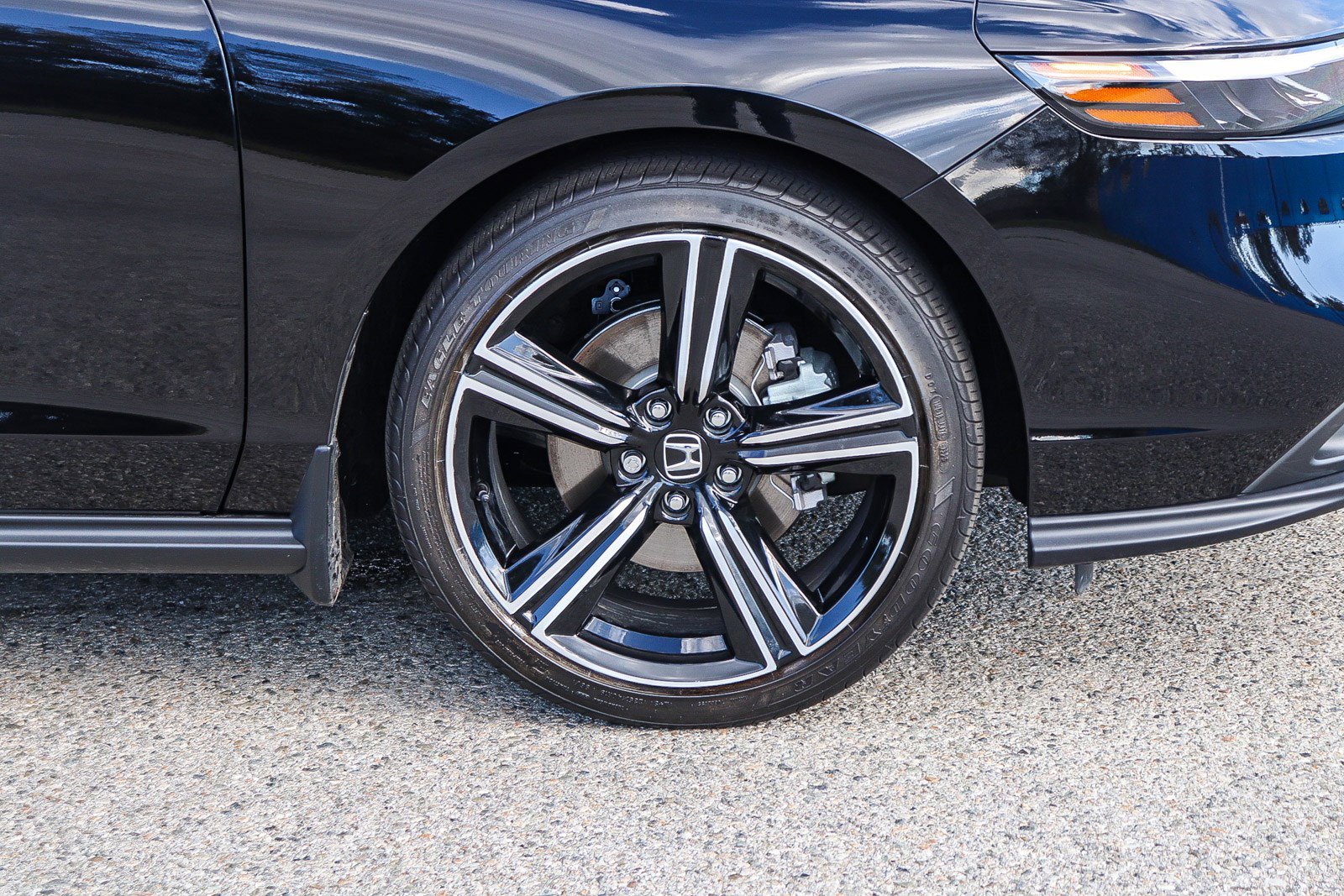 Certified 2025 Honda Accord Sport image 12