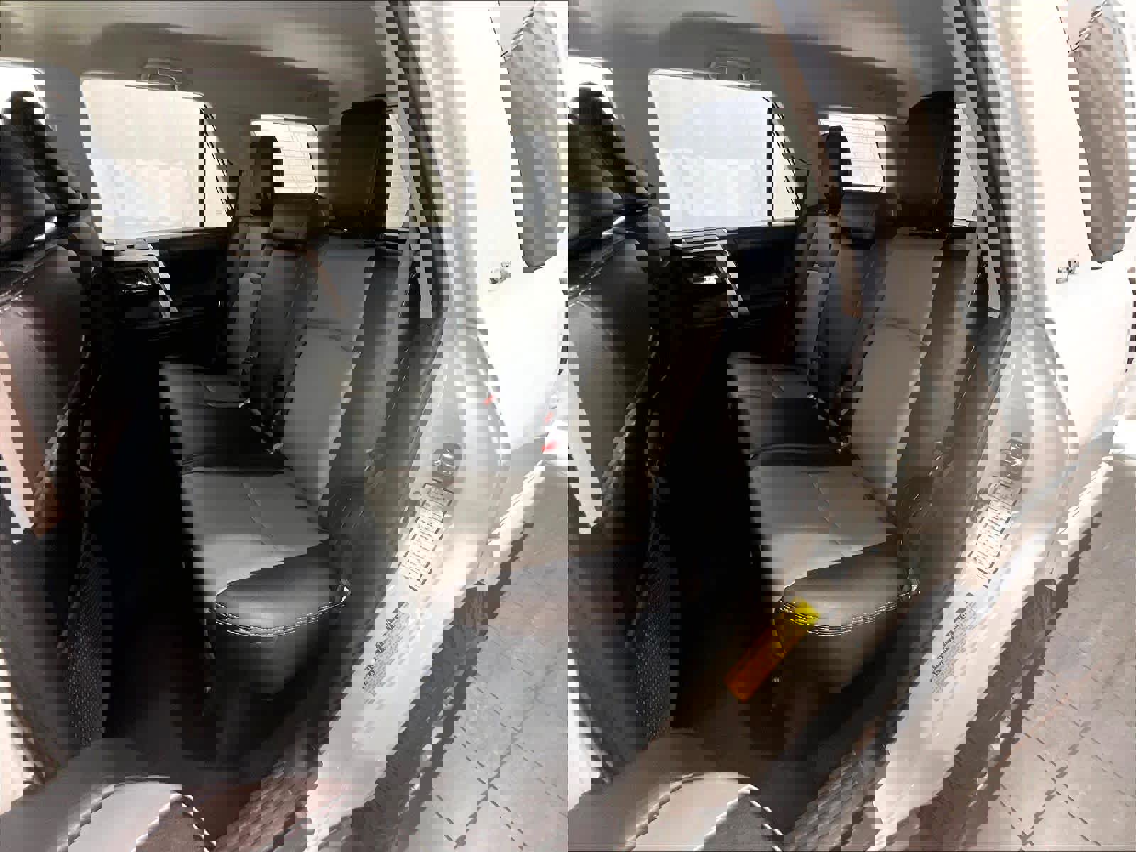 Used 2025 Toyota 4Runner SR5 AWD/4WD image 15