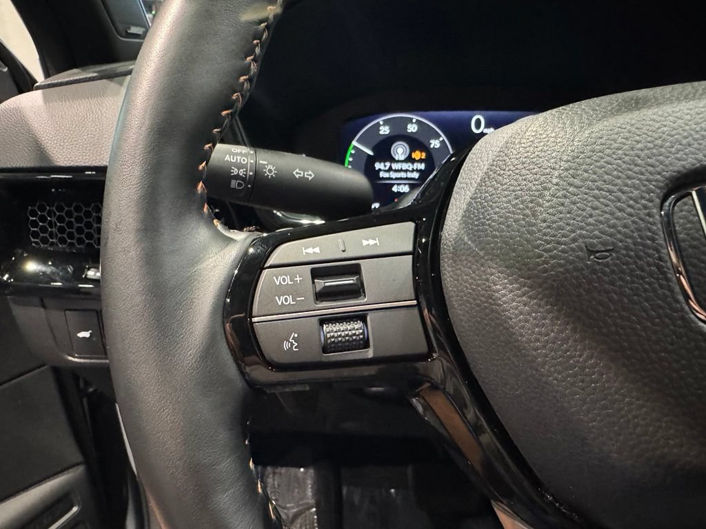 Used 2026 Honda CR-V Sport Touring image 9