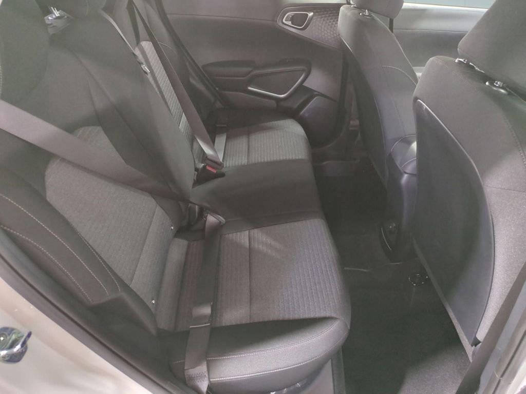 Used 2022 Kia Soul S image 30
