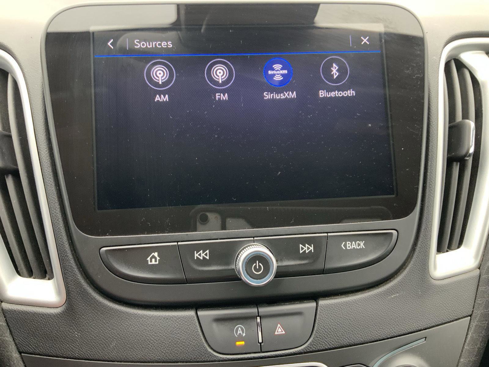 Used 2024 Chevrolet Malibu LT FWD image 35
