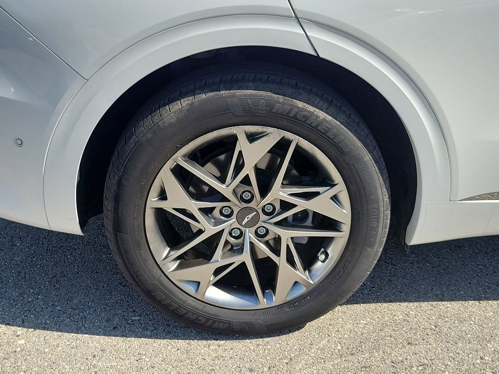 Certified 2022 Genesis GV70 2.5T w/ Advanced Package AWD/4WD image 12