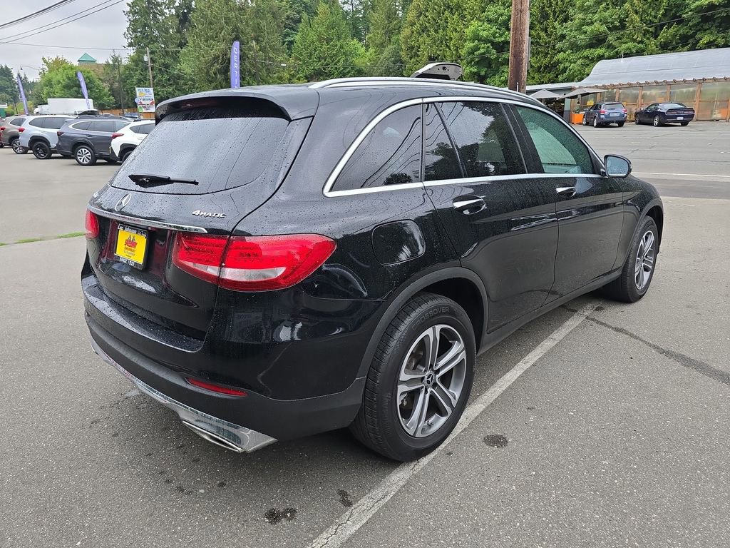 Used 2019 Mercedes-Benz GLC 300 4MATIC image 6