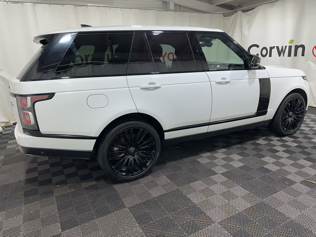 Used 2018 Land Rover Range Rover Supercharged image 10