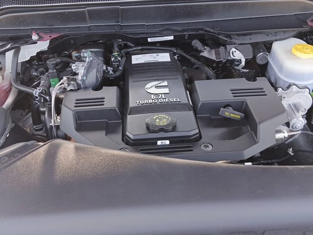 Used 2023 RAM 2500 Laramie AWD/4WD image 9