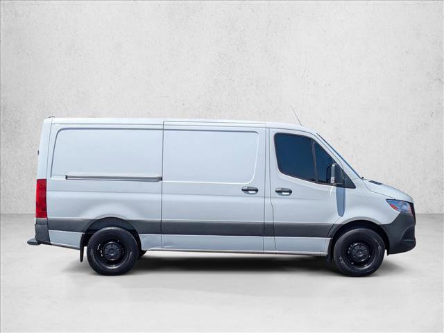 Used 2024 Mercedes-Benz Sprinter 2500 image 4