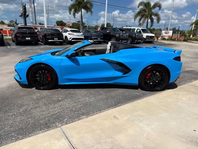 Used 2023 Chevrolet Corvette Stingray Premium Conv w/ Z51 Performance Package RWD image 6