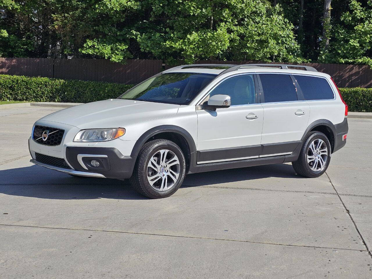 Used 2015 Volvo XC70 T5 Platinum w/ Protection Package