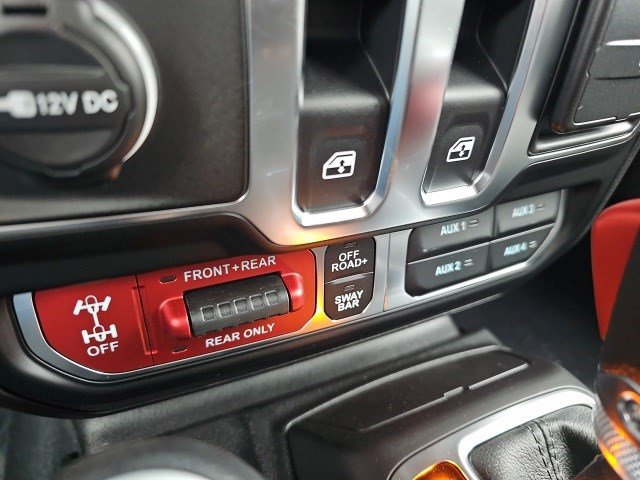 New 2026 Jeep Wrangler Rubicon w/ Technology Group image 23