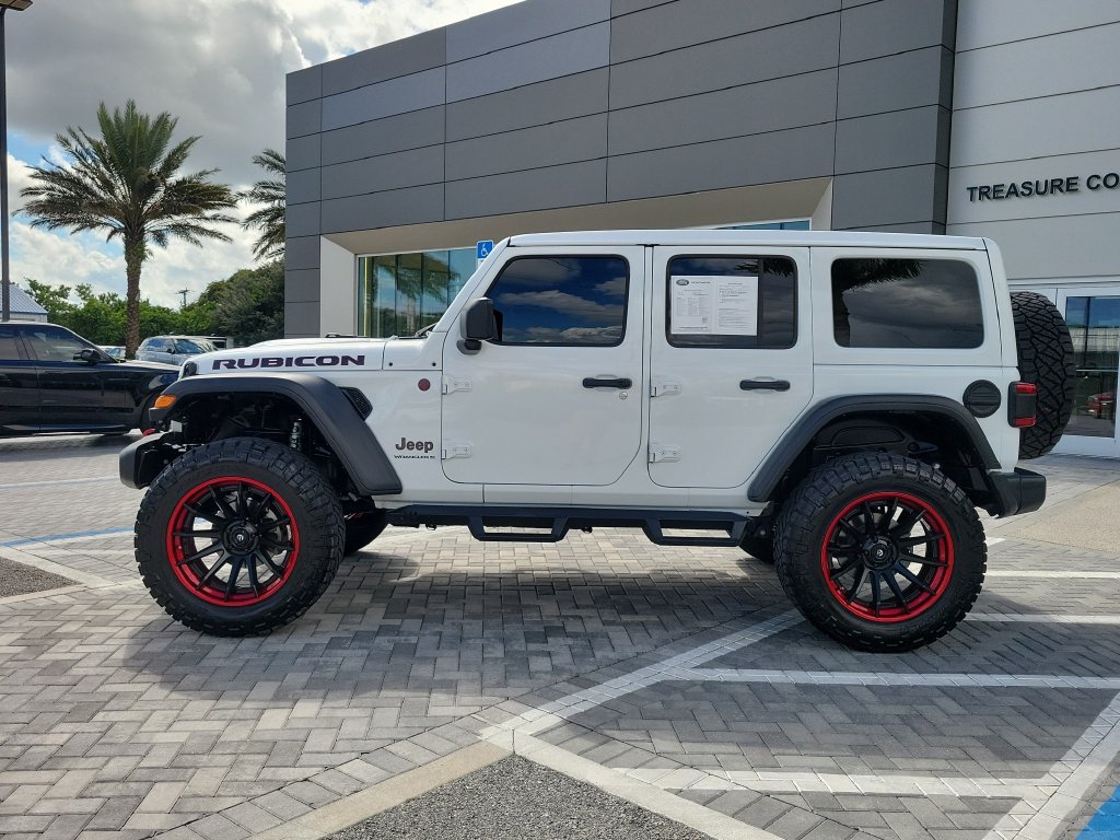 Used 2024 Jeep Wrangler Unlimited Rubicon w/ Safety Group AWD/4WD image 2